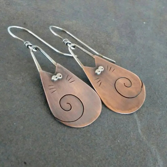 Vintage Two Color Cat Dangle Women's Earrings Metal Hand Carving Animal Pattern Party Daily Wear