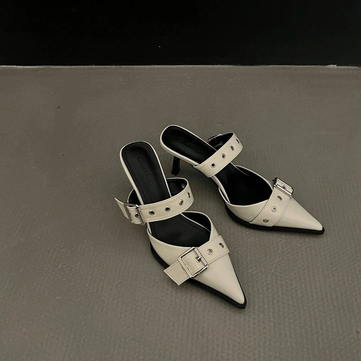 Women's Summer Pointed-Toe Silver Slingback Heels with Belt Buckle Accent