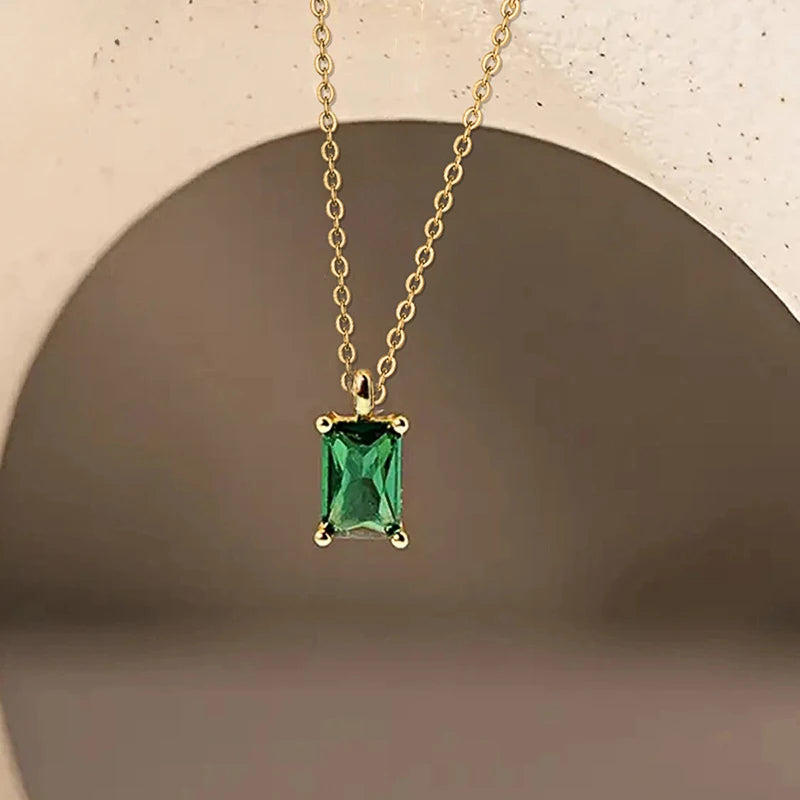 Women's Minimalist Emerald-Green Cubic Zirconia Baguette Pendant Necklace