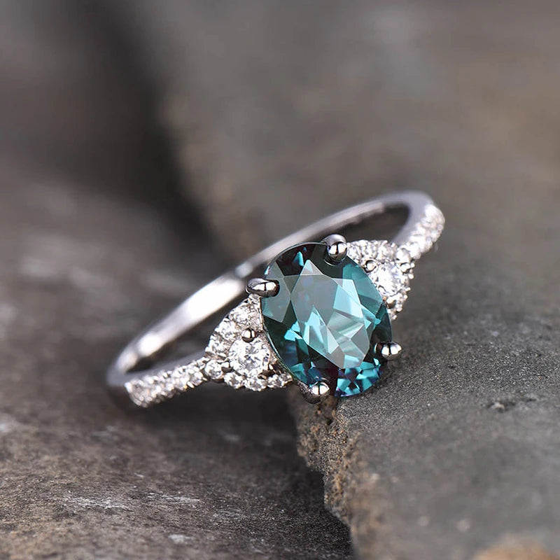 Women's Elegant Oval Blue CZ Statement Ring