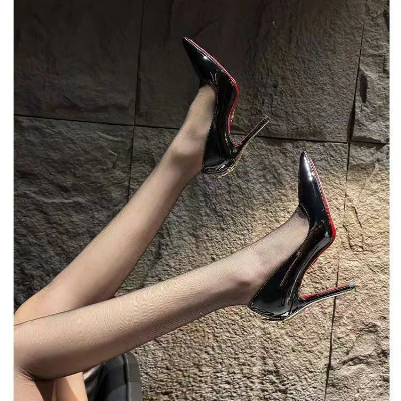 2026 Women's Black Patent Leather Sword-Heel Pointed Pumps | Queen Runway Stiletto Heels