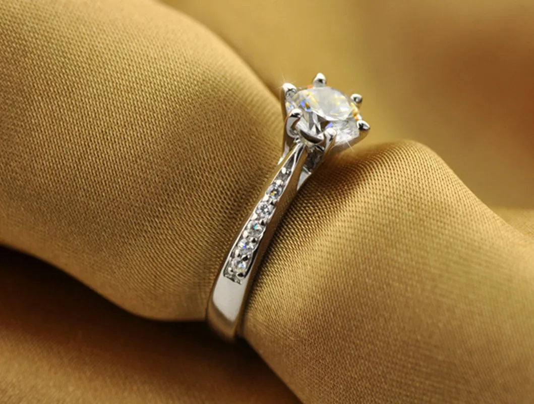 Lumière Royale™ 925 Sterling Silver Six-Prong Imitation Diamond Solitaire Ring