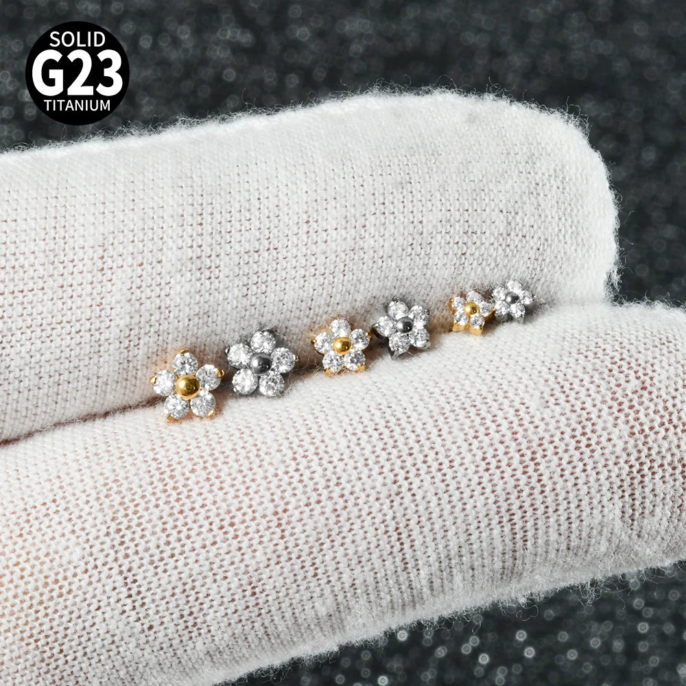 Lumière Pure™ ASTM Flower Zirconia Piercing Jewelry