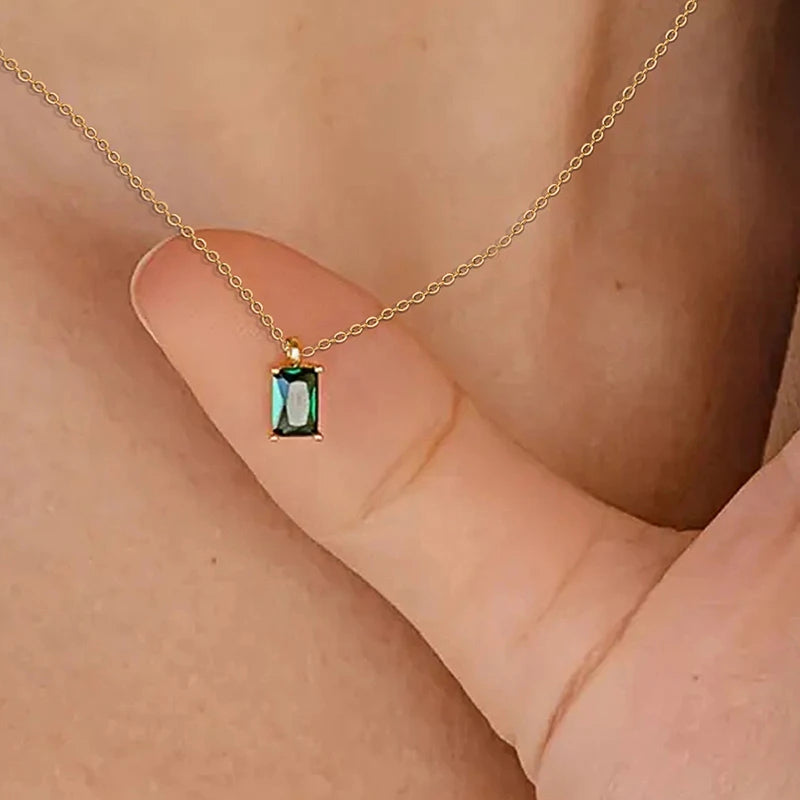Women's Minimalist Emerald-Green Cubic Zirconia Baguette Pendant Necklace