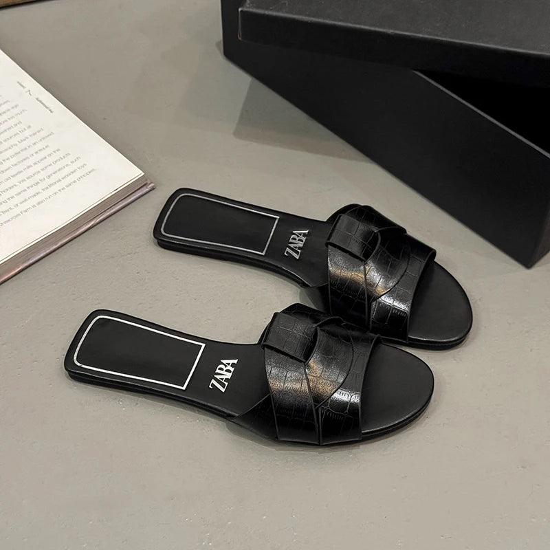 Women's Summer Designer Solid-Color Fashion Slides | Chic Casual Outdoor Slippers
