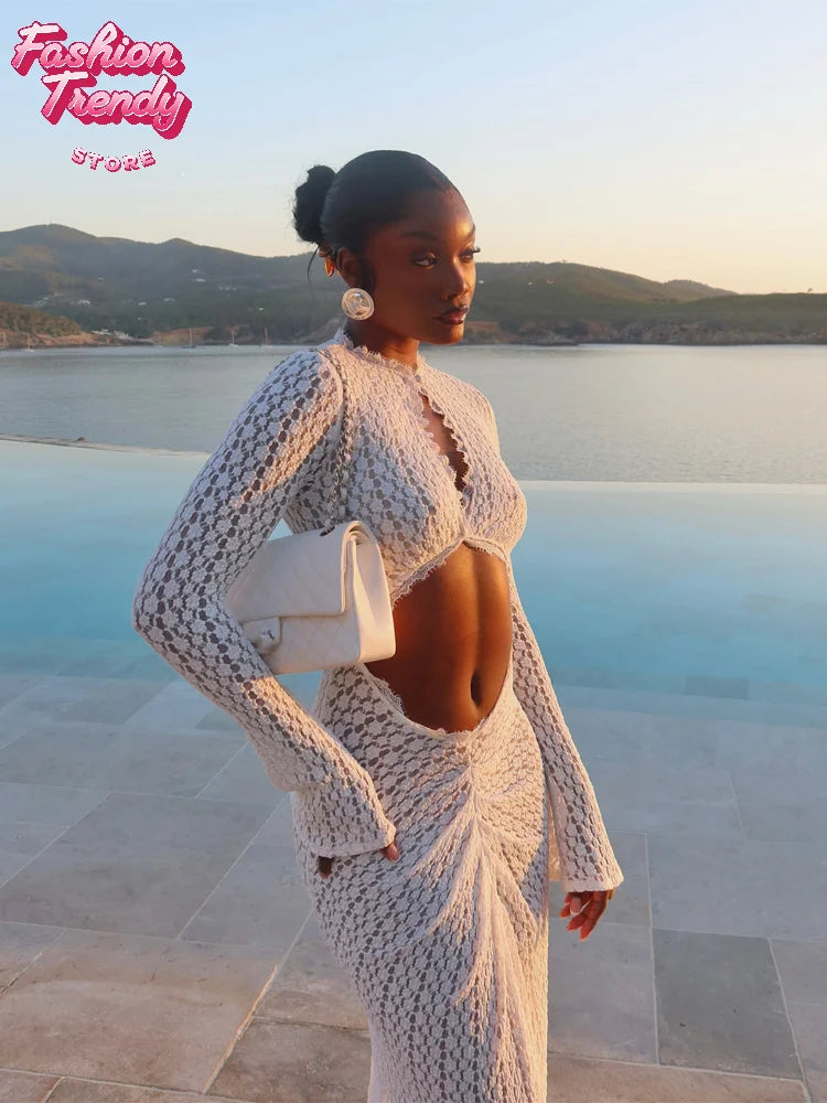 Women's Hollow-Out Lace Patchwork Pleated Bodycon Maxi Dress