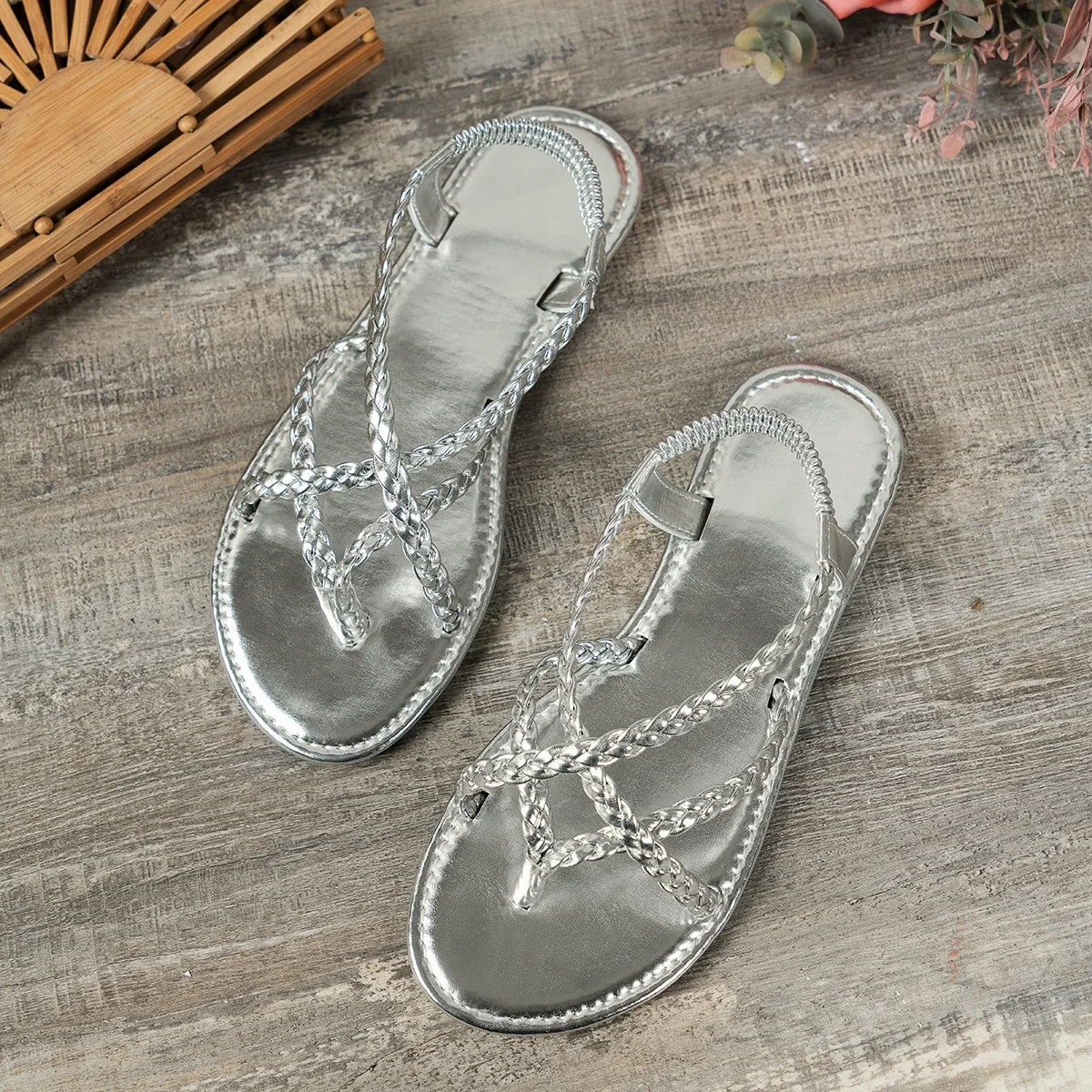 SoleVacay™ Woven Hollow Clip-Toe Flat Sandals – Summer Beach & Casual Slides