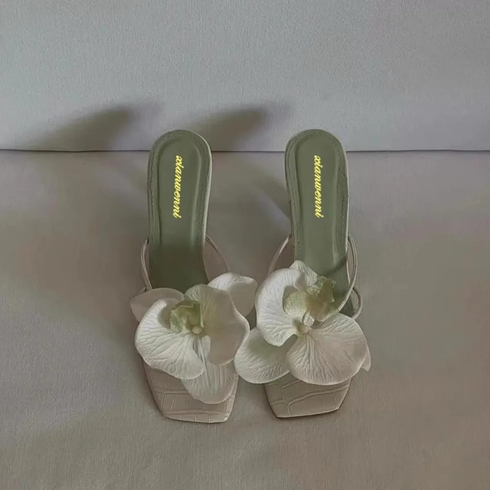 Women's Elegant Floral Casual Summer Slippers & Shallow Flat Sandals