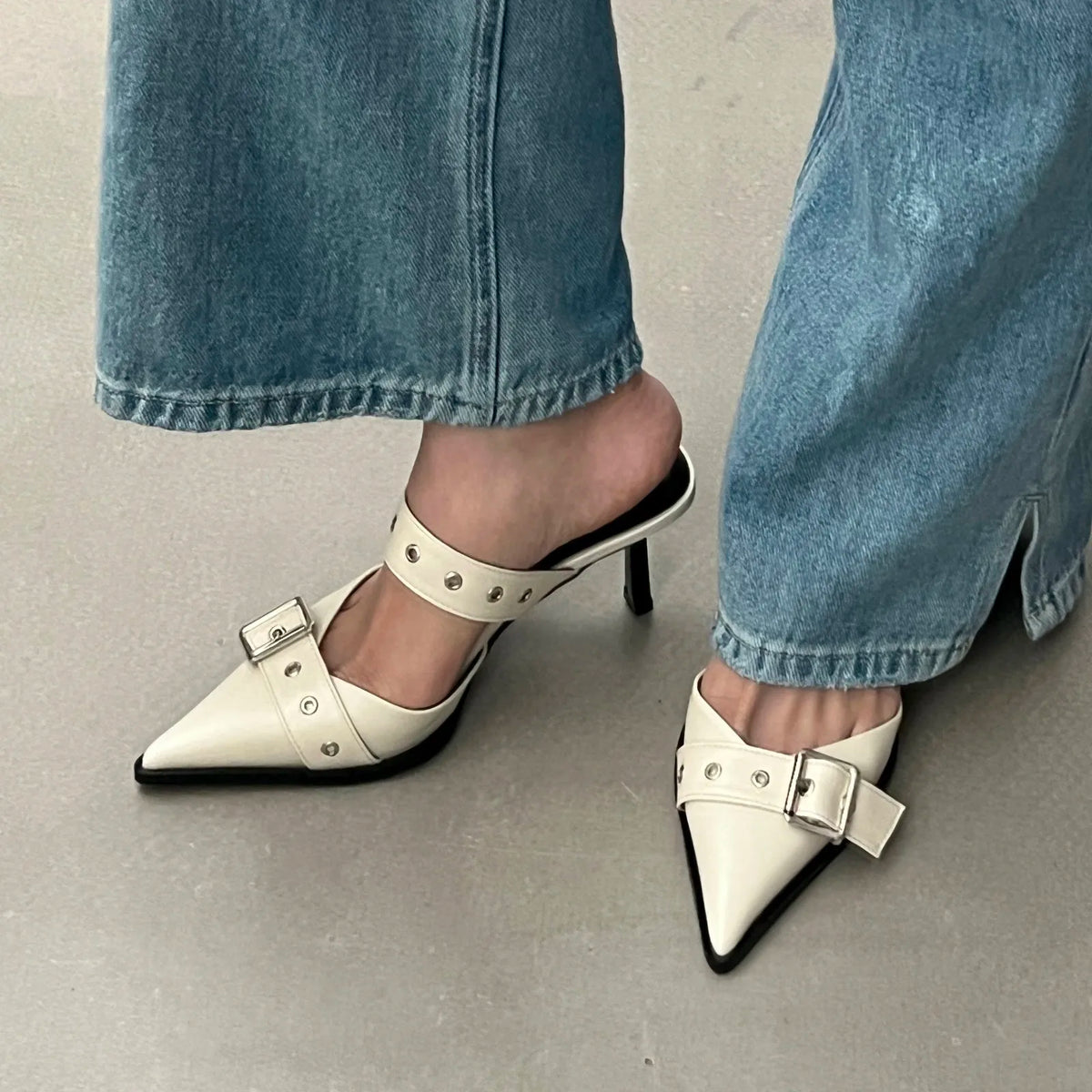 Women's Summer Pointed-Toe Silver Slingback Heels with Belt Buckle Accent